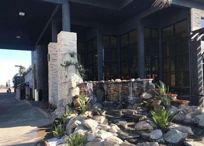 Country Inn & Suites By Radisson, Bakersfield, Ca